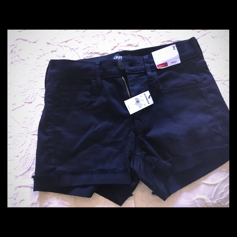 Express size 0 mid waist shorts